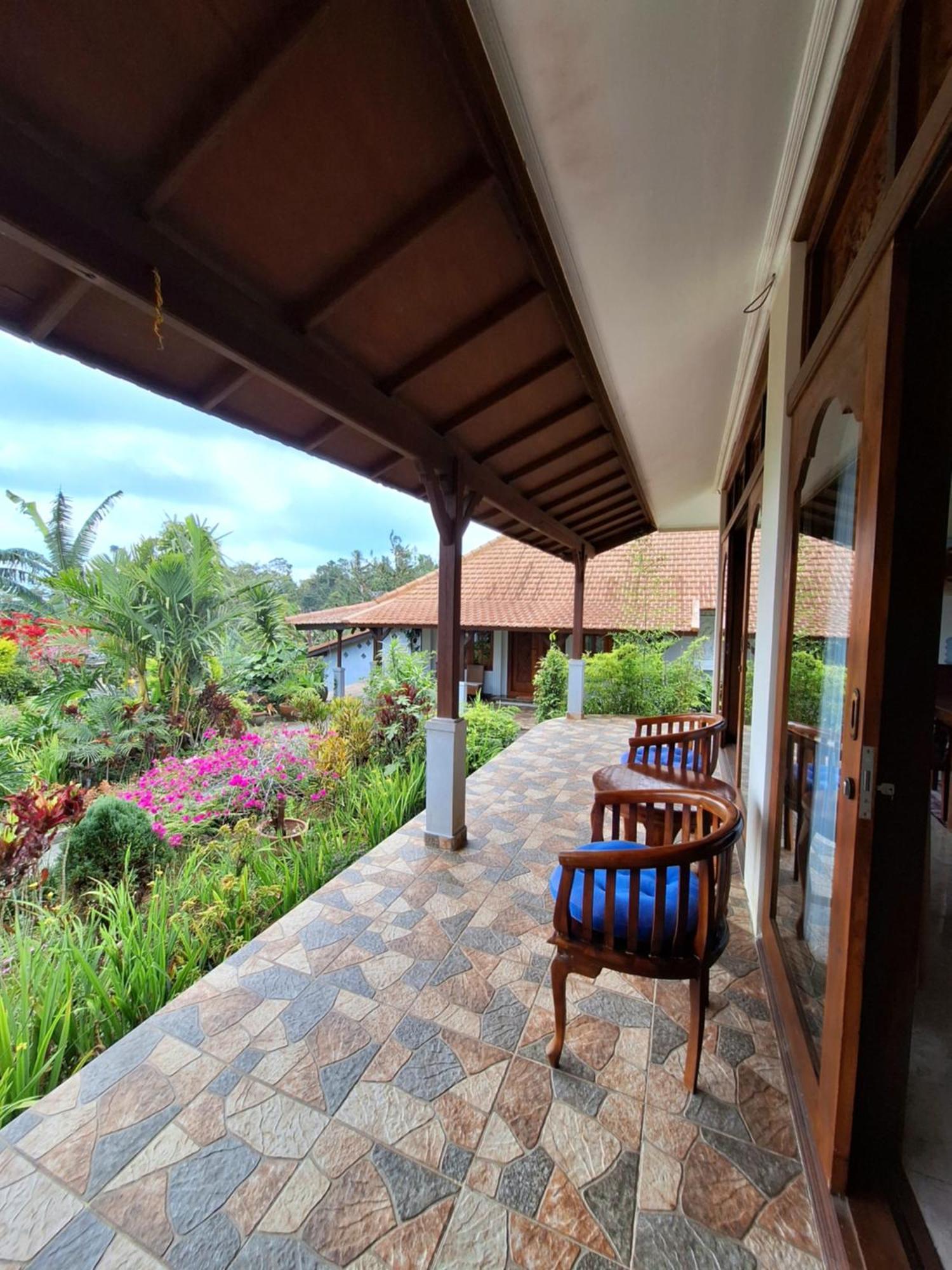 Manigelang Villa Munduk Szoba fotó