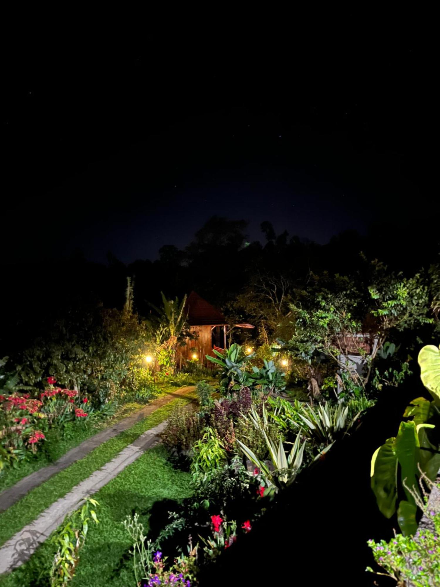 Manigelang Villa Munduk Kültér fotó